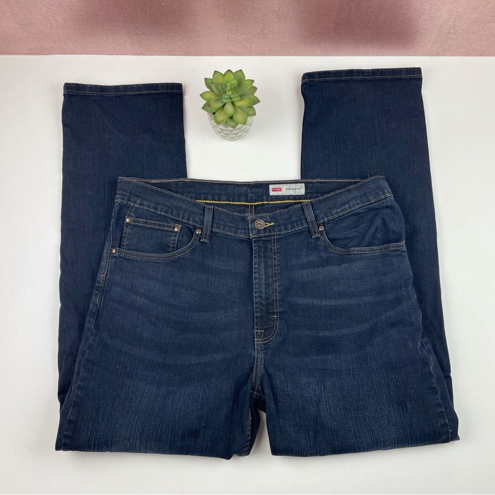 Wrangler Straight Fit Dark Wash Blue Denim Jeans Casual Men Size 36x30